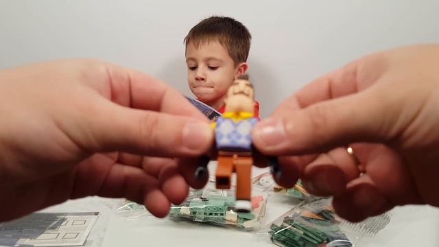 Открываем Оригинальный Конструктор Привет Сосед за 100$ - Домик Злого Соседа на 267 деталей