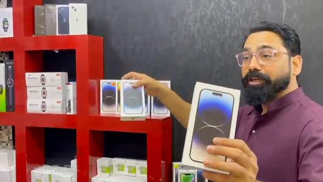 Yasir Bhai le Aay 1 din ki deal Mobile kingdom pr lagi whole sale deal #yashtech #dailyvlog #fyp смотреть онлайн