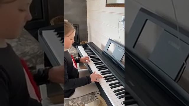 Меркулова Таисия // И. Ванхаль - Сонатина смотреть онлайн