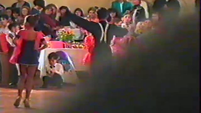 Сладкий вечер и Макарена (Ладушки, ДК Клары Цеткин, Новосибирск) смотреть онлайн