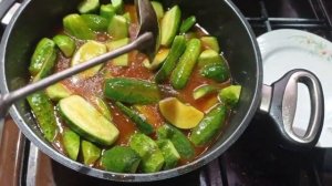 Салат из огурцов и сладкого перца в томатном соусе. #заготовкиназиму#