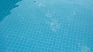 С этим средством вода в вашем бассейне будет чистой все лето. Химия работает на 100%