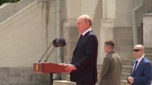 Москва. Кремль. Минута молчания в память о погибших во время мятежа 24 июня лётчиках