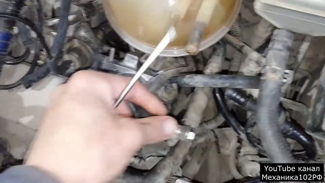 Opel Tigra 1.4 X14XE Как снять дроссель своими руками. смотреть онлайн