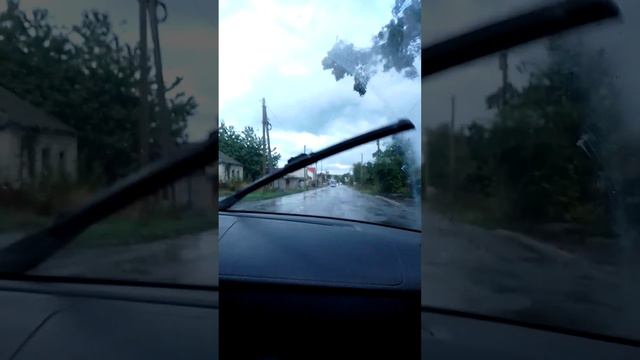 Жизнь продолжается.Волноваха в руках Божьих