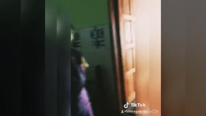 Прикол про бабулю (разговор по телефону сама с собой)