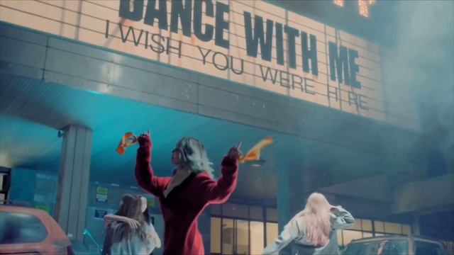 ПОЧЕМУ У ДЖИСУ ИЗ BLACKPINK ТАК МАЛО ТЕКСТА В ПЕСНЯХ? смотреть онлайн