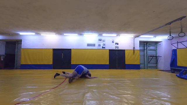 Вольная борьба. Захват за голову и руку сверху стоя коленях. Вариант 3 