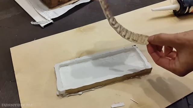 Делаем декоративную гипсовую плитку с клеймами под старинный кирпич своими руками