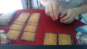 Что женщина думает о вас, что она обо мне думает. Расклад Таро