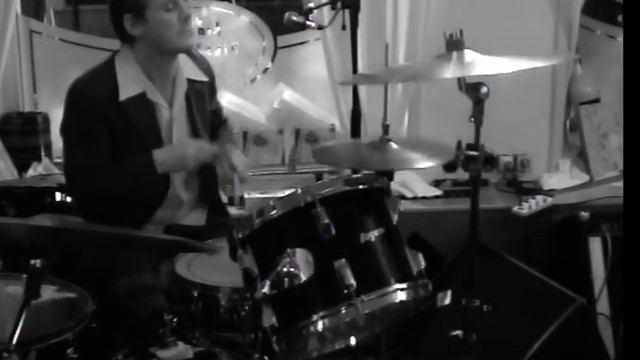 Matt Walker + Ashley Davies in Holland смотреть онлайн