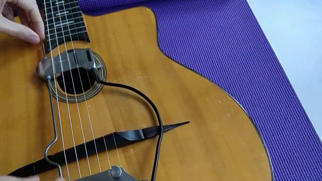 DeArmond FHC Guitar Mike / Rhythm Chief "Monkey on a Stick" pickup installation + repair смотреть онлайн