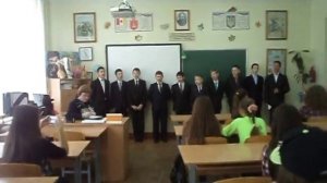 Песня мальчиков для девочек на 8 марта(7-М)