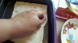 Ягодный пирог из слоеного теста.