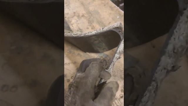 Ваятелям самодельных гусениц . смотреть онлайн