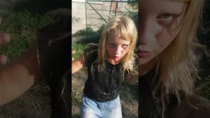 Эти длинные ресницы чёрные глаза....