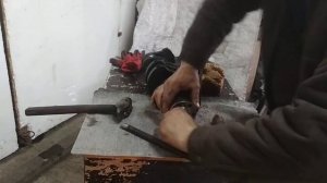 Как выбить подшипник из коленвала (глухого отверстия)