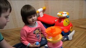 Развивающая игрушка Зайкина горка и Машинка стреляющая шариками