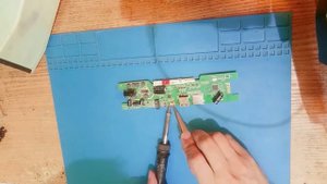 Ремонт портативная колонка DEXP P520 (не заряжается)