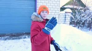 Снегокат - Самокат на Лыжах ! Трюки на Снежном Самокате и Спуск с Горок