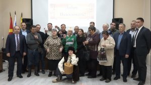 Сюжет Торжественное вручение ключей.