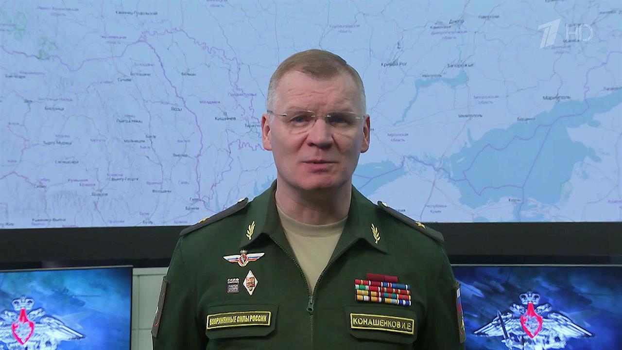 Более 140 тонн продовольствия и медикаментов перед...ителям Херсона, освобожденного от националистов