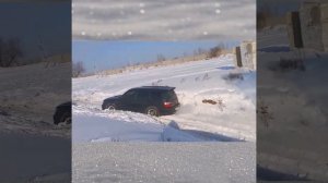 Покатушки по бездорожью Mazda tribute против Subaru forester,  Subaru outback