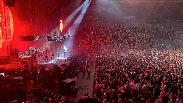 Sam Fender - Spice (with a medical stoppage). Newcastle Arena 2022. смотреть онлайн