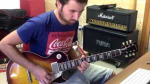 Fender stratocaster vs Gibson les paul - Free Jam