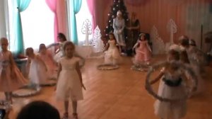 Танец с обручами