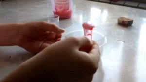 Слайм  из шампуня и соды . Проверяют рецепт