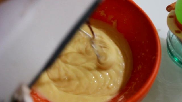 "Ленивые" профитроли (Profiteroles - "the lazy way") смотреть онлайн