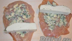 Куриные рулеты с адыгейским сыром