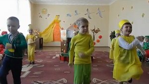 Танец ЛИМОНЧИКОВ на Осеннем утреннике в детском саду