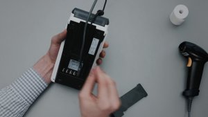 Как включить смарт-терминал Эвотор. Подготовка к работе.