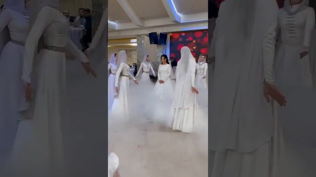 очень красивый танец от подружек для невесты шикарный танец