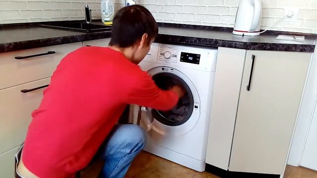 Обзор техники. Стиральная машина Whirlpool FWSG 81083 WSV смотреть онлайн