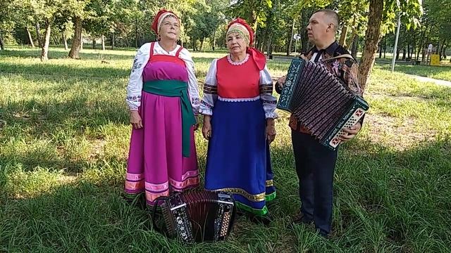 Песня "Есть любовь или нет". Исполняет трио "Калинушка" смотреть онлайн