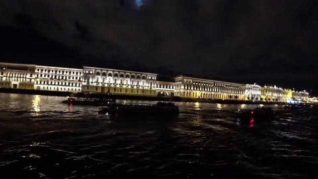 Музыкальный теплоход ночной петербург. Ночная прогулка на теплоходе питер. Ночные прогулки по санкт петербургу по неве. Ночные прогулки по санкт петербургу по неве. Ночной питер экскурсии.