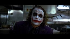 "Темный рыцарь" Джокер знакомится с мафией."А сейчас я заставлю карандаш исчезнуть"