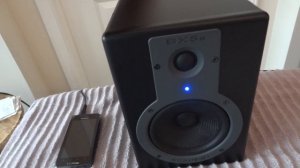 M-Audio BX5a Deluxe Studiophile Amplified Reference Monitor Speaker