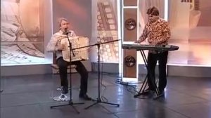 На тропинке группа Белый день