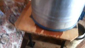 Подставка под медогонку.