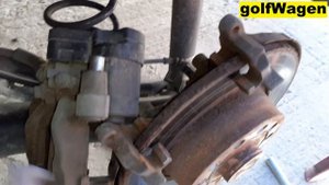 VW Golf 7 EPB rear brake pads change