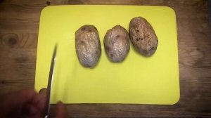 Картофель, запечённый в микроволновке