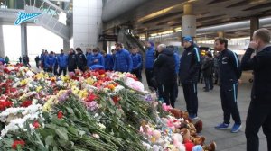 Сине-бело-голубые почтили в Пулково память жертв авиакатастрофы над Синаем
