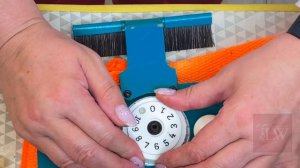 Подготовка и чистка вязальной машины типа Северянка и Нева.  Чистим вязальную машину