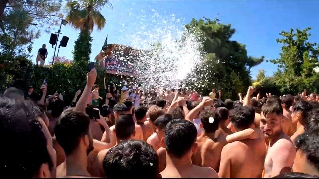 Beach Party -Summer смотреть онлайн