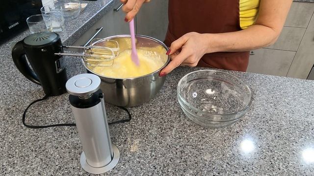 Утилизация желтков!!! Пышные кексы. 100% получаются РУЧНЫМ МИКСЕРОМ! Очень Быстро и Вкусно !