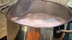 Гороховый суп с копчеными ребрышками. Отличный суп. Гороховый суп с копченостями.